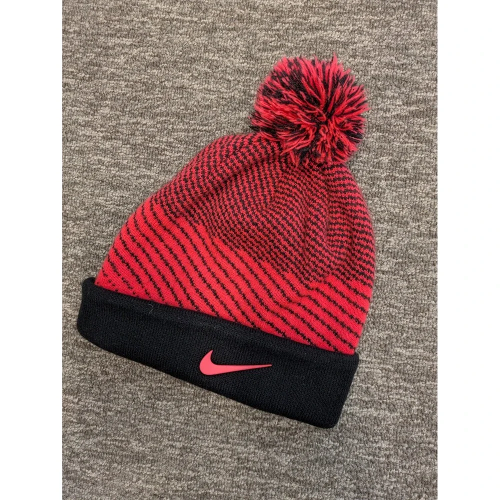 Nike Beanie Kid's Youth Red Black Diagonal‎ Stripe Pom Pom Knit Hat